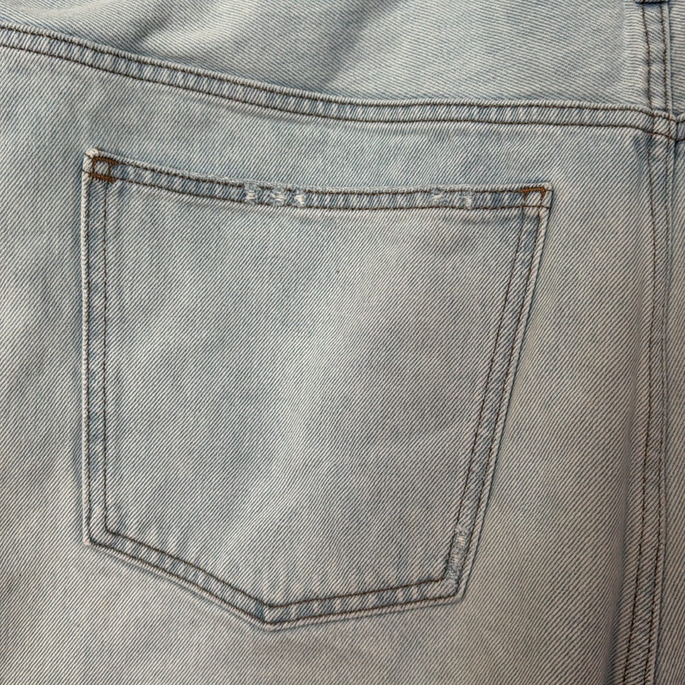 Madewell Relaxed Denim Light Wash Blue Shorts Raw Hem Size 16W - Picture 8 of 11